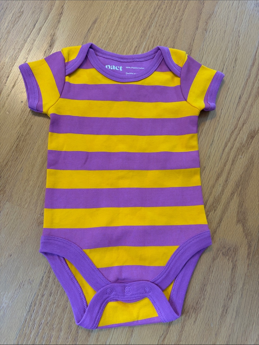 Pact Organic Unisex purple/orange Onesie size: 0-3 Months short sleeve